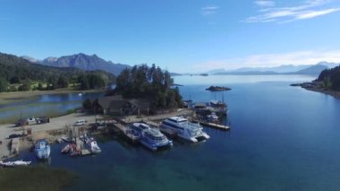 Port Panuelo, Villa Llao Llao, Bariloche, Argentina helikopter görüntülemek 