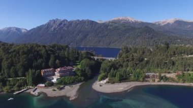 Villa la Angostura, göl Nahuel Huapi, Arjantin 