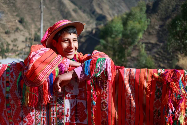 Huilloc、聖なる谷ペルー - 9 月 10 日： 正体不明の人 — ストック写真