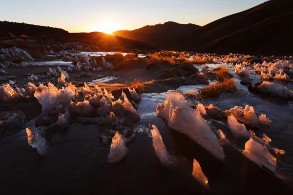 Formações de Gelo em Mountain Plateau Puna, Norte da Argentina — Fotografia de Stock