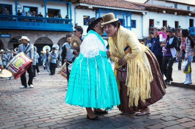 Bilinmeyen Perulu insanlar üstünde bir karnaval Cuzco, Peru