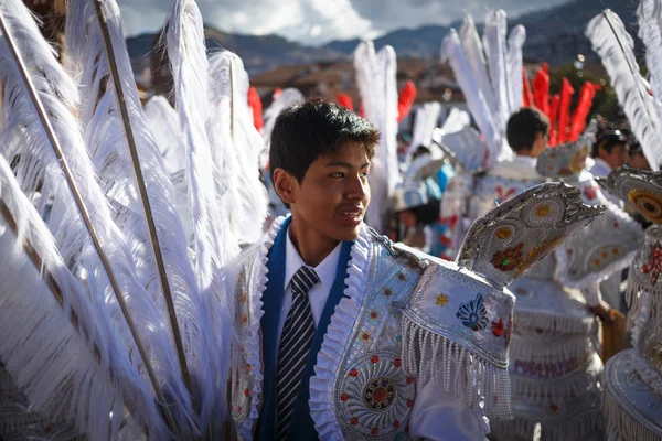 Onbekende Peruaanse mensen op een carnaval in Cuzco, Peru — Stockfoto