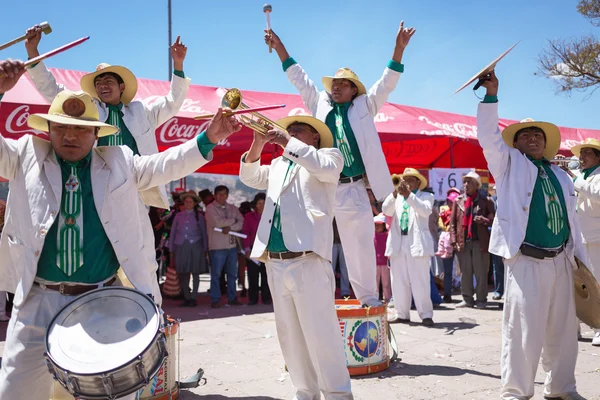 Okända peruanska folket på en karneval i Cusco, Peru — Stockfoto