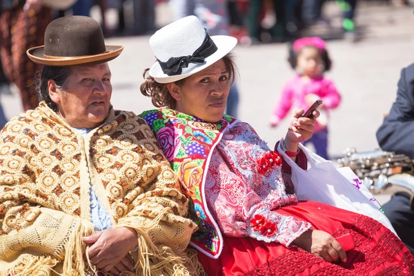 Sconosciuto popolo peruviano in un carnevale a Cuzco, Perù — Foto Stock