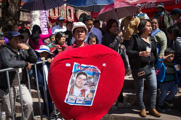 Unknown peruvian people on a carnival in Cuzco, Peru — Stock Photo, Image