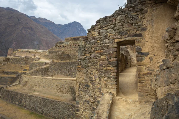 Ollantaytambo, oude inca vesting in de Heilige vallei in de en — Stockfoto