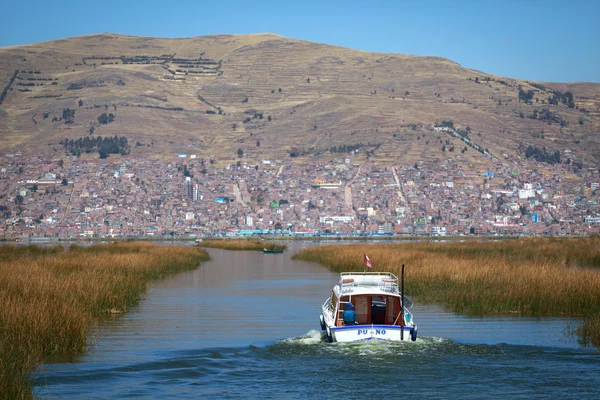 Isla Uros, Lago Titicaca, Puno, Perú — Foto de Stock