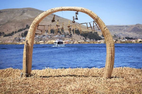 Isla Uros, Lago Titicaca, Puno, Perú —  Fotos de Stock