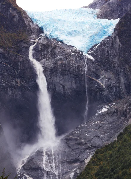 Glaciar Colgante, Parque Nacional Queulat, Chile —  Fotos de Stock