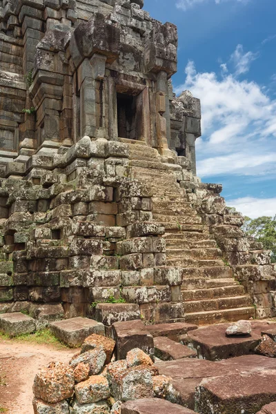 Stone murals and sculptures in Angkor wat, Cambodia — Stock Photo, Image