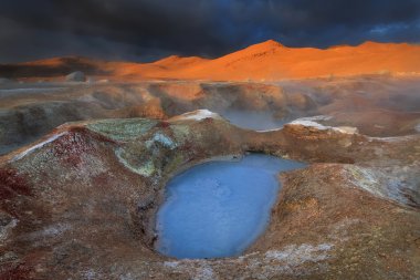 Gayzer Sol de Manana, Altiplano, Bolivya