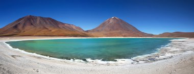 Green Lagoon (Laguna Verde), Altiplano, Bolivia clipart