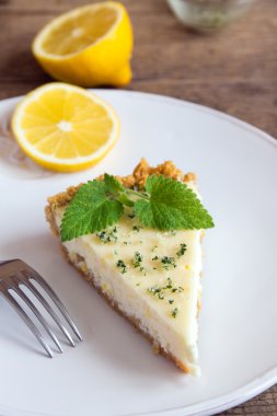 Ev yapımı limonlu cheesecake