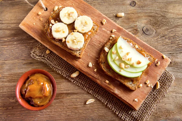 Sandwiches mit Erdnussbutter — Stockfoto