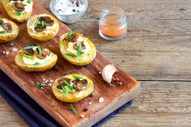 Fırında patates mantar