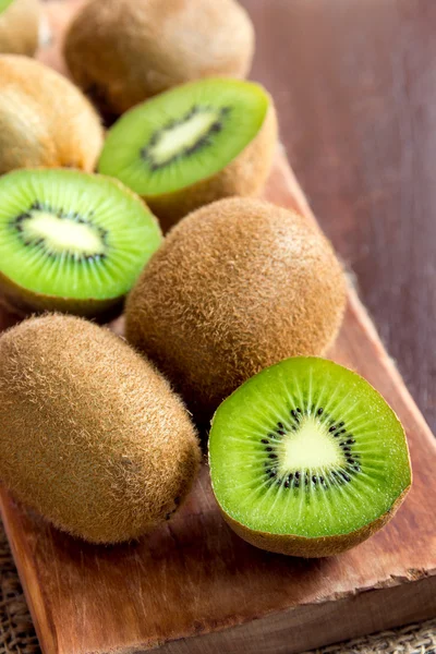 Fresh Kiwi fruits — Stock Photo, Image