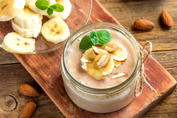 Banana mousse with almond — Stock Photo, Image