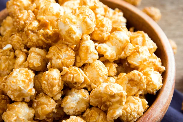 Homemade caramel popcorn — Stock Photo, Image