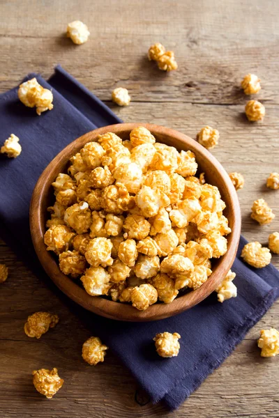 Homemade caramel popcorn — Stock Photo, Image