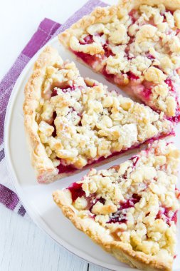 vişneli pasta kek ile