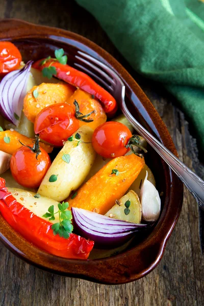 Ofen gebackenes Gemüse — Stockfoto