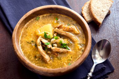 geleneksel et çorbası