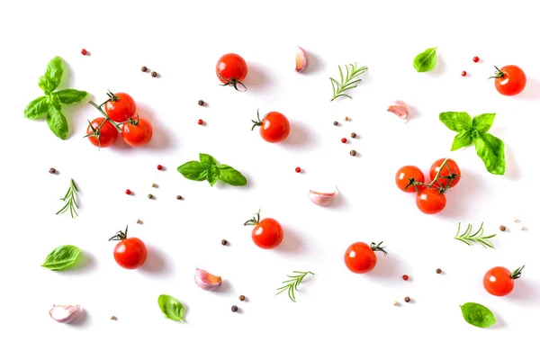 Tomates Frescos Manjericão Especiarias Isolados Sobre Fundo Branco Alimentação Saudável — Fotografia de Stock