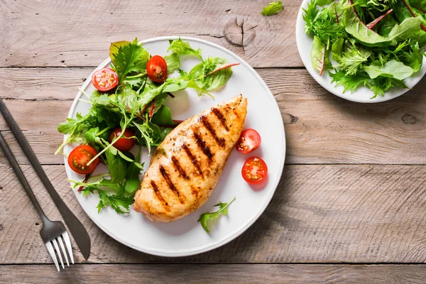 Egészséges Keto Ketogén Ebéd Grillezett Csirkehússal Bio Zöldséggel Zöldséggel Pörkölt — Stock Fotó