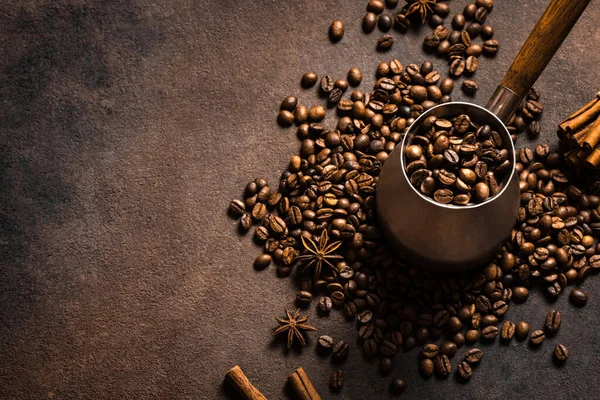 Grãos Café Torrados Especiarias Turcos Cezve Café Turco Com Composição — Fotografia de Stock