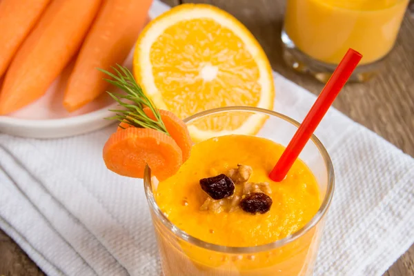 Wortel oranje smoothi — Stockfoto