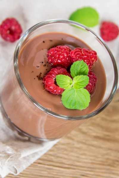 Chocolate mousse with raspberry — Stock Photo, Image