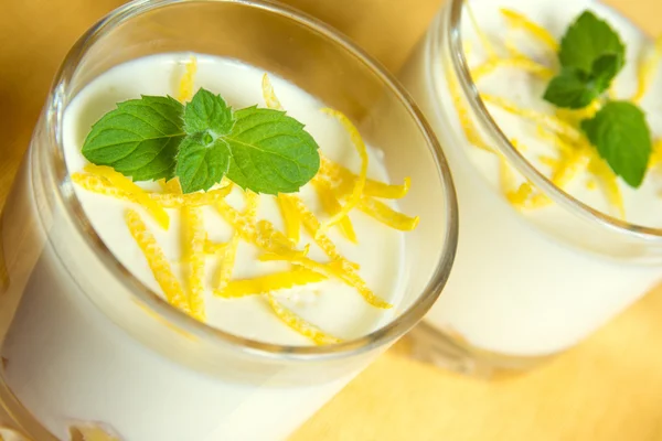 Citrom panna cotta — Stock Fotó