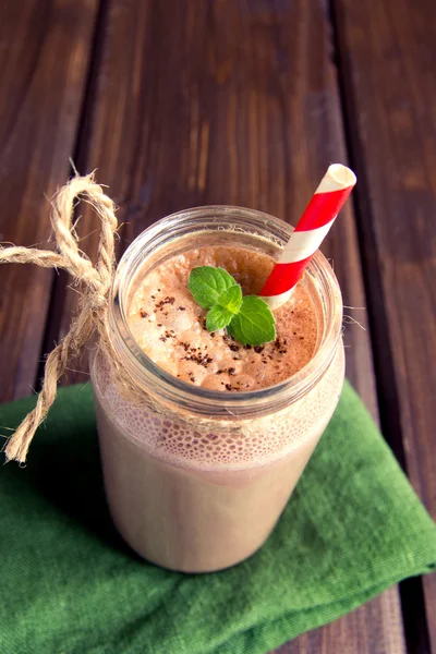 Chocolate smoothie (milkshake) — Stock Photo, Image