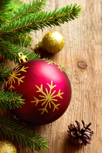 Jul inredning med fir grenar — Stockfoto