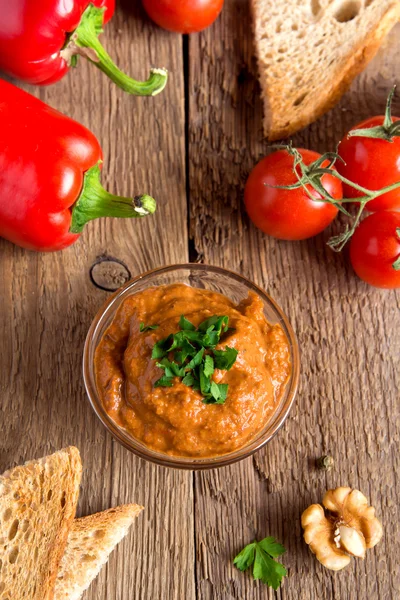 Közlenmiş biber Sos