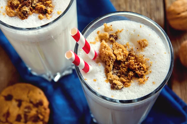 Milkshake con biscotti — Foto Stock