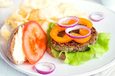 Vejetaryen mercimek burger