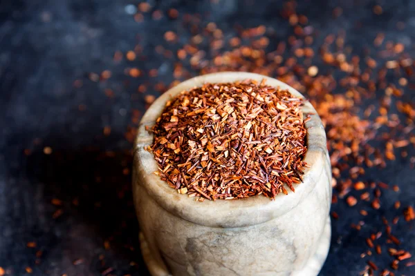 Gedroogde rooibos thee — Stockfoto