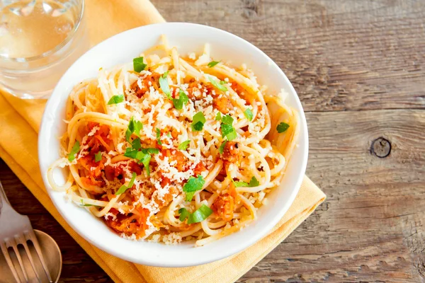 Sebze soslu spagetti — Stok fotoğraf