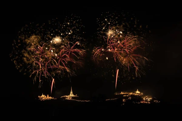 Fuegos Artificiales Sobre Palacio Khao Wang Petchaburi Tailandia —  Fotos de Stock