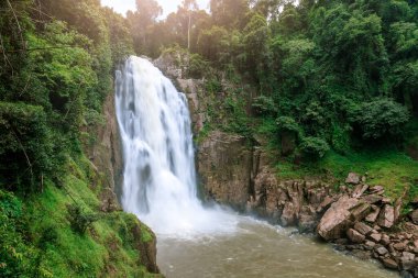 Haew Narok Şelalesi, Khao Yai Ulusal Parkı, Tayland
