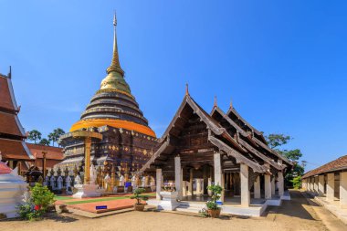 Antik pagoda Phra Lampang Luang, kutsal stupa, ünlü turizm merkezi, Lampang bölgesi, Tayland