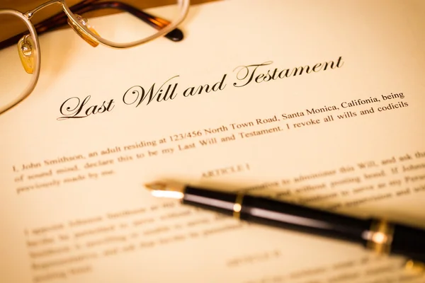 Last will and testament with pen and glasses concept for legal d — Stock Photo, Image