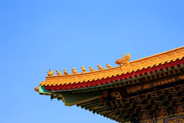 Roof of chinese traditional temple in Thailand — Stock Photo, Image