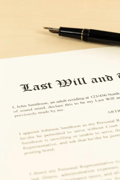 Last will on cream color paper and pen concept for legal documen — Stock Photo, Image