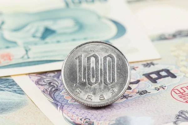 Nota e moedas de iene de moeda japonesa close-up — Fotografia de Stock
