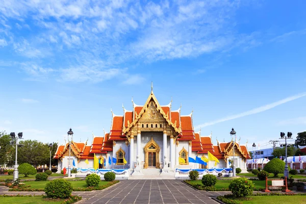 Wat Benchamabophit або Мармурового храму в Бангкоку, Таїланд — стокове фото