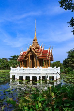 Lotus gölet Park Bangkok Tayland köşk