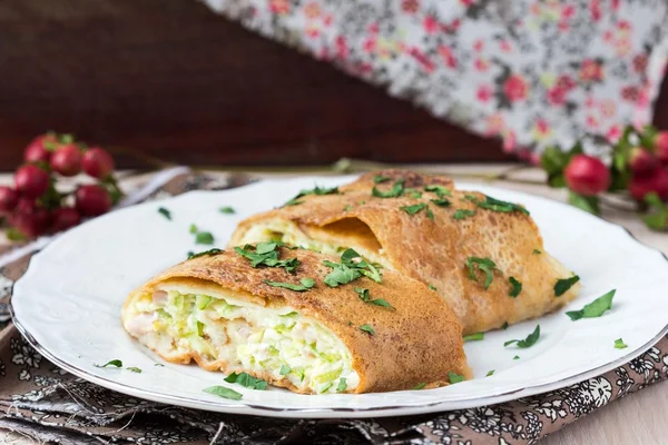 Roll from pancakes with zucchini, ham, cheese, creamy taste, bre — Stock Photo, Image