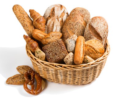 Büyük bir sepetin içinde ekmek
